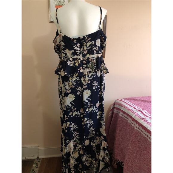 NWT Boohoo Sleeveless Tiered Dress Size 20 Navy Blue Peplum Floral Cottage - Picture 5 of 12